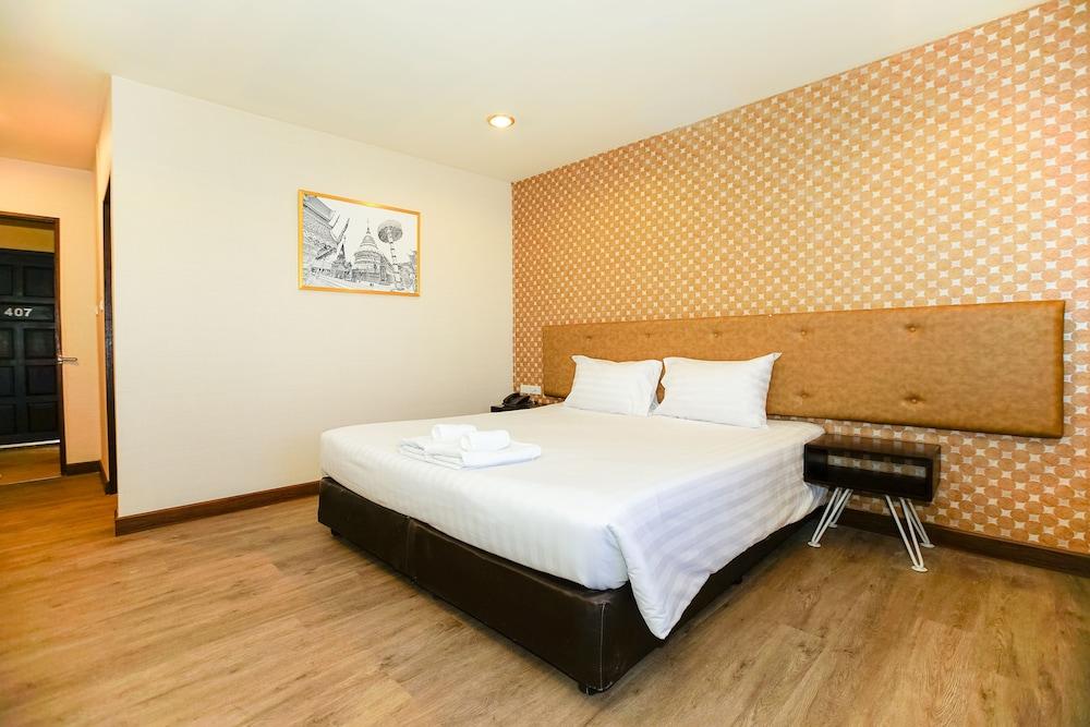 Parasol Inn Chiang Mai Old City Hotel Esterno foto