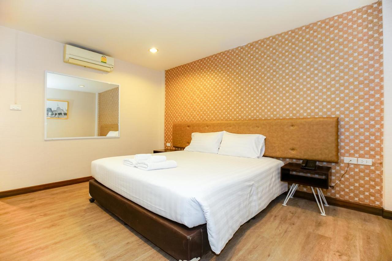 Parasol Inn Chiang Mai Old City Hotel Esterno foto